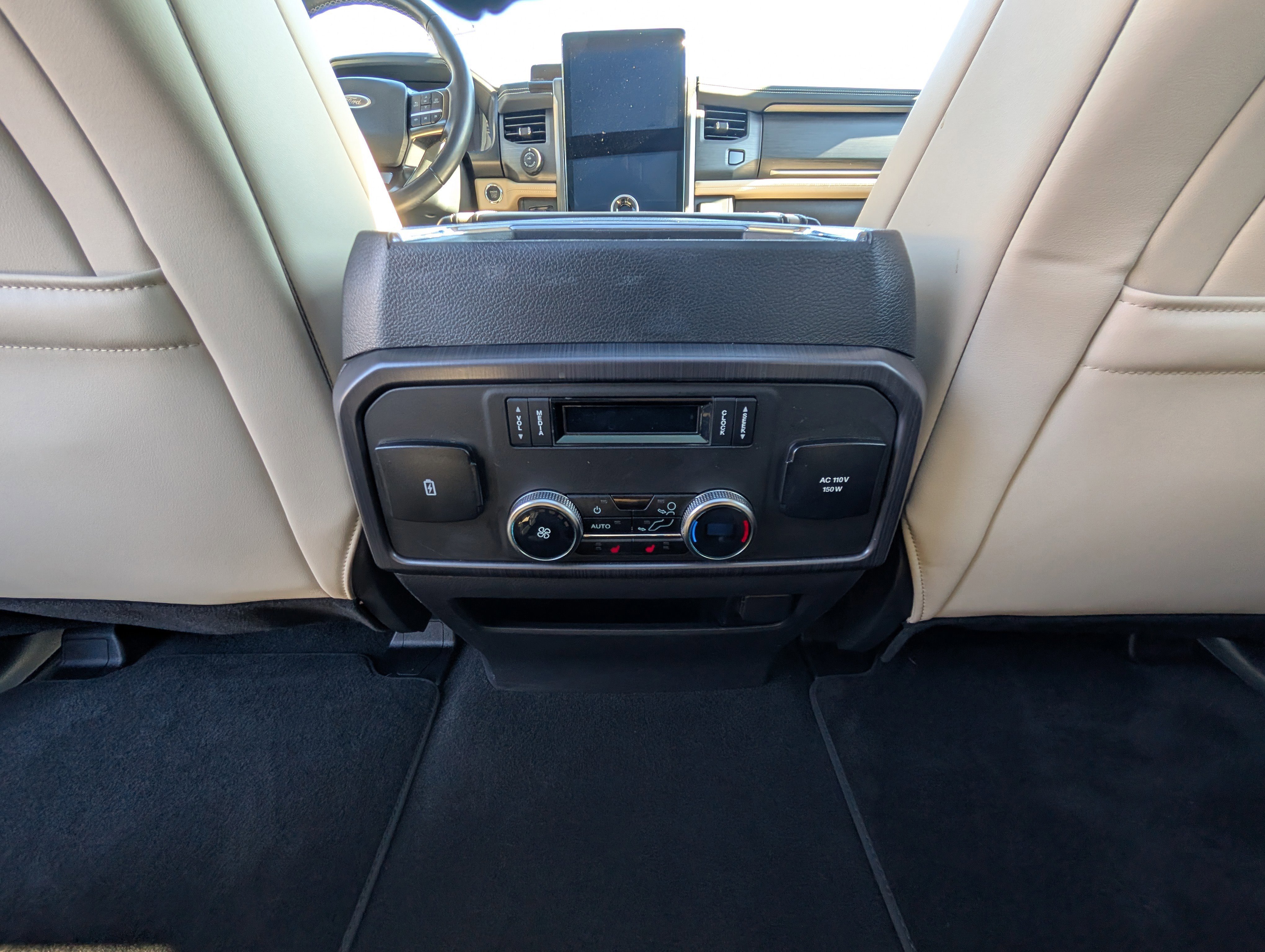 Certified 2024 Ford Expedition Max Platinum image 20