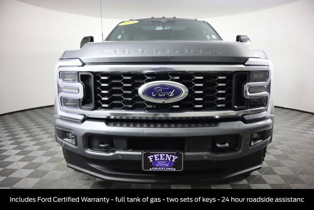 Certified 2025 Ford F450 Platinum w/ FX4 Off-Road Package image 6