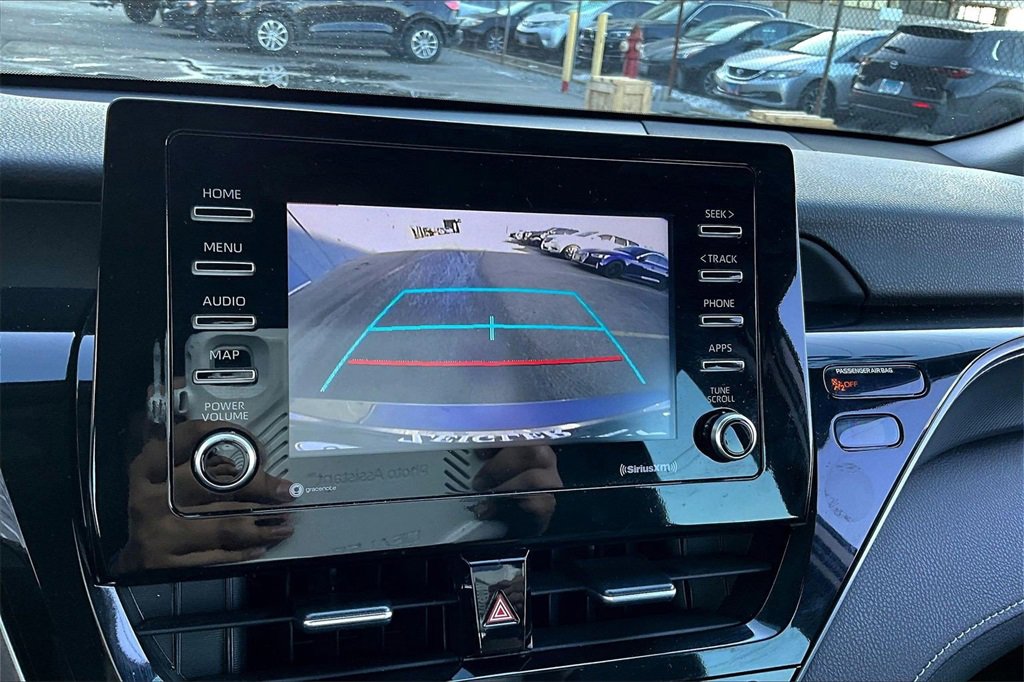 Used 2023 Toyota Camry SE image 20