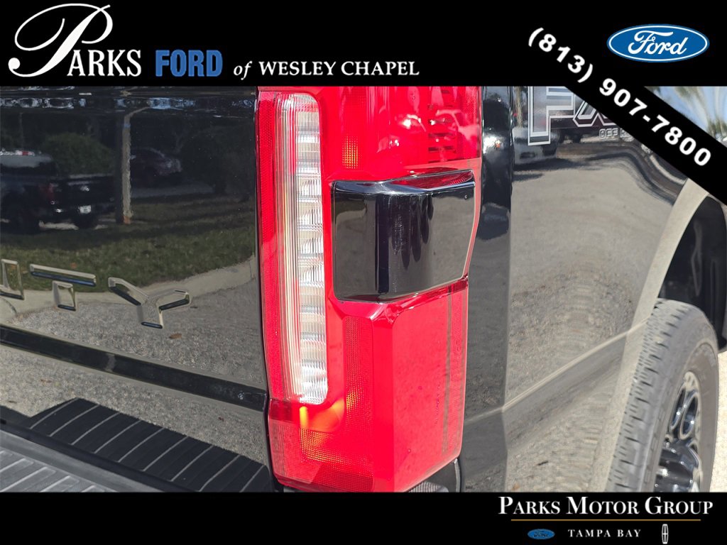 Certified 2025 Ford F250 Lariat w/ Black Appearance Package image 8