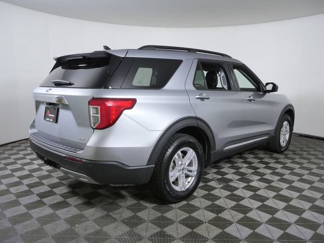 Certified 2024 Ford Explorer XLT w/ Equipment Group 202A AWD/4WD image 9