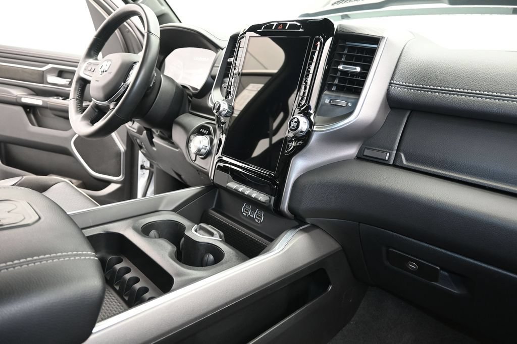 Used 2023 RAM 1500 Laramie AWD/4WD image 12