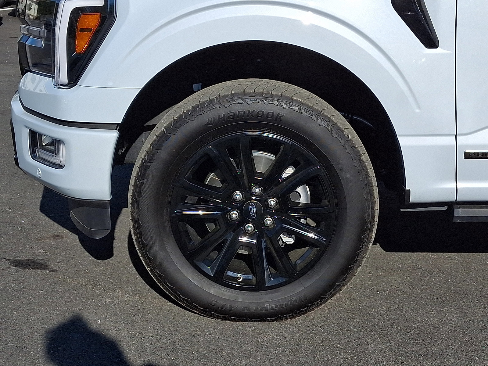 Certified 2025 Ford F150 Platinum w/ Equipment Group 702A High AWD/4WD image 9