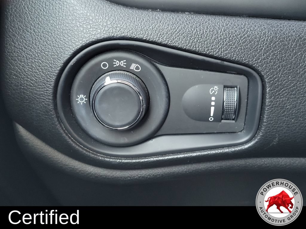 Used 2020 Jeep Renegade Sport w/ Sport Appearance Group FWD image 27