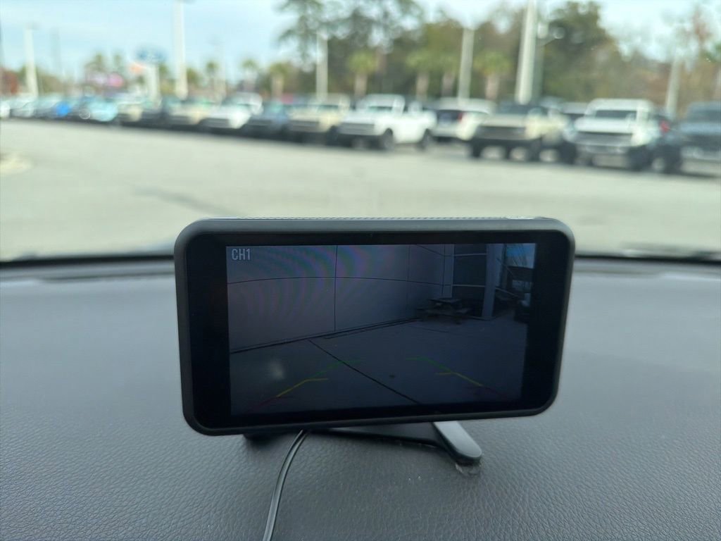 Used 2017 Nissan Sentra S image 19