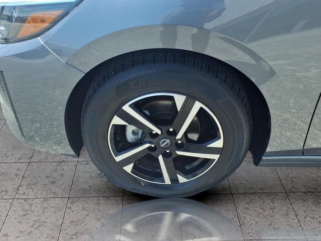 Used 2025 Nissan Sentra SV FWD image 6