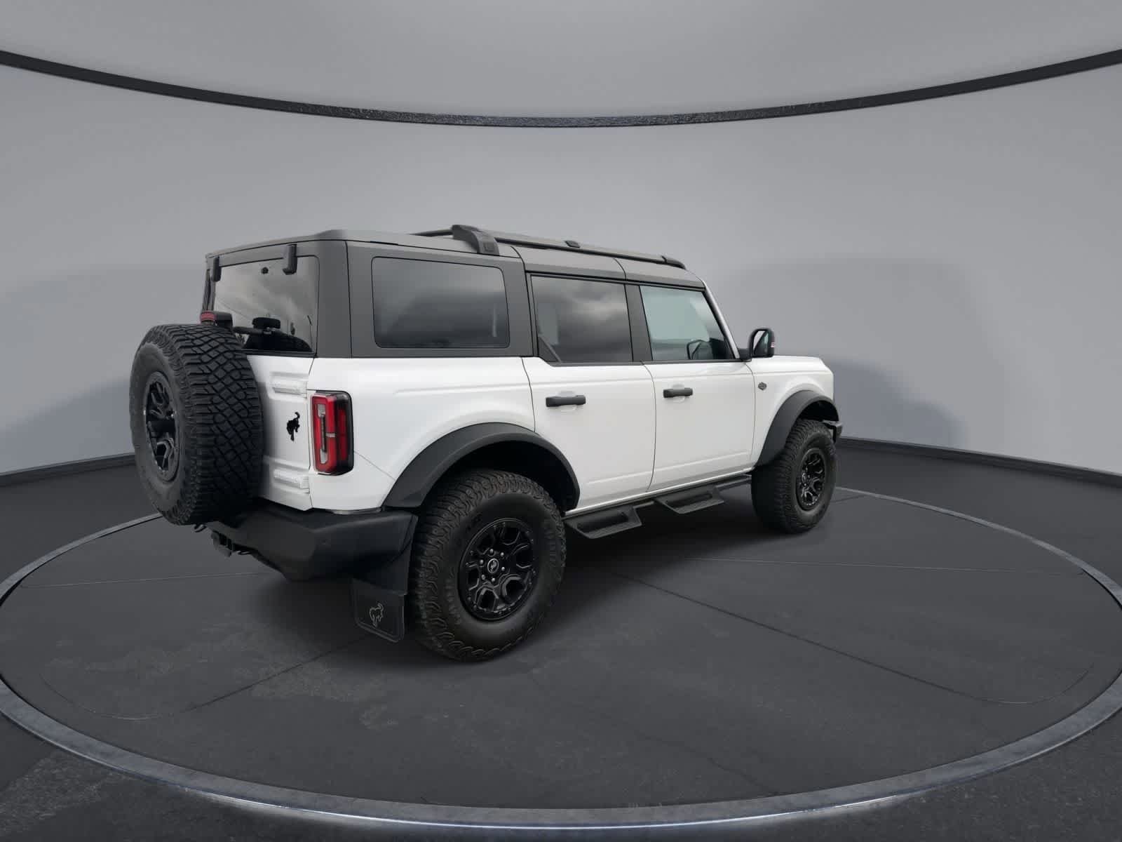Certified 2024 Ford Bronco Wildtrak AWD/4WD image 4