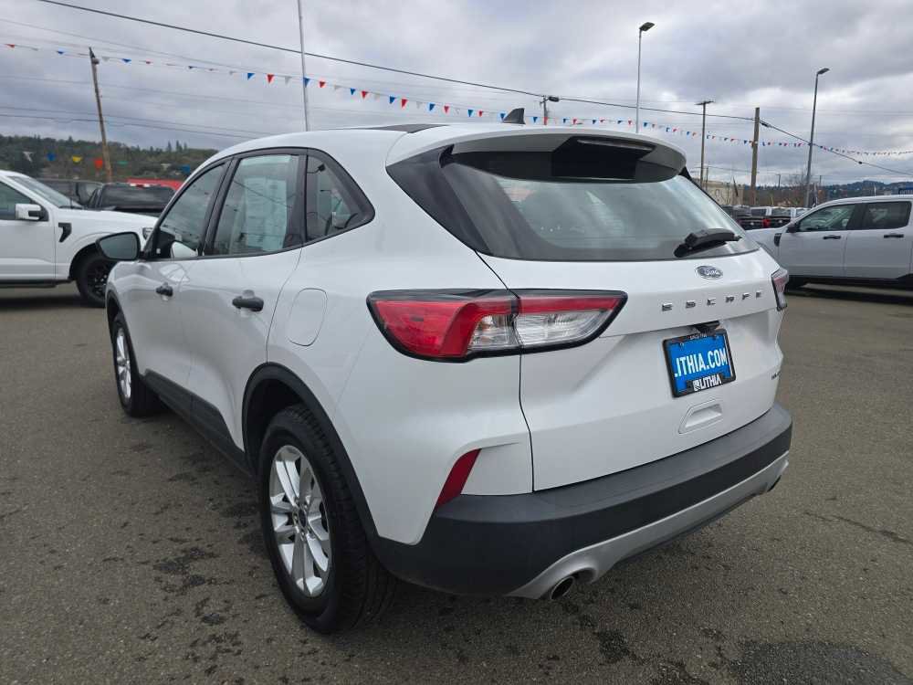Certified 2022 Ford Escape S image 3