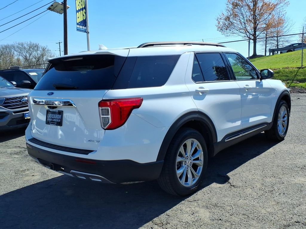 Certified 2023 Ford Explorer XLT w/ Equipment Group 202A image 6