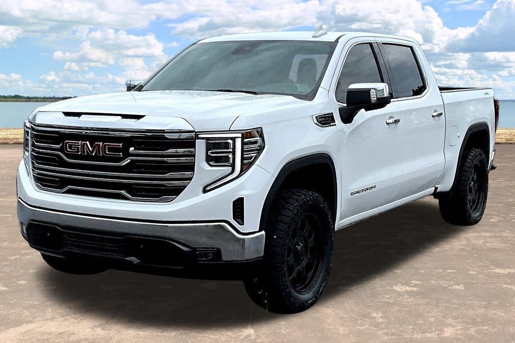 Used 2026 GMC Sierra 1500 SLT AWD/4WD image 4