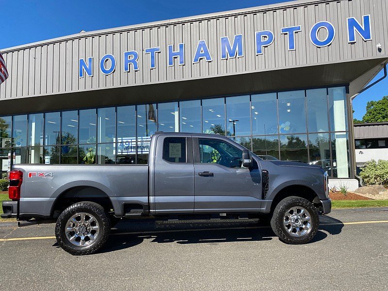 Certified 2024 Ford F350 XL w/ STX Appearance Package AWD/4WD image 5