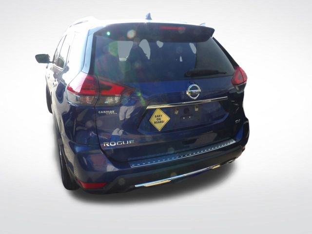 Used 2017 Nissan Rogue SV w/ SV Premium Package FWD image 13