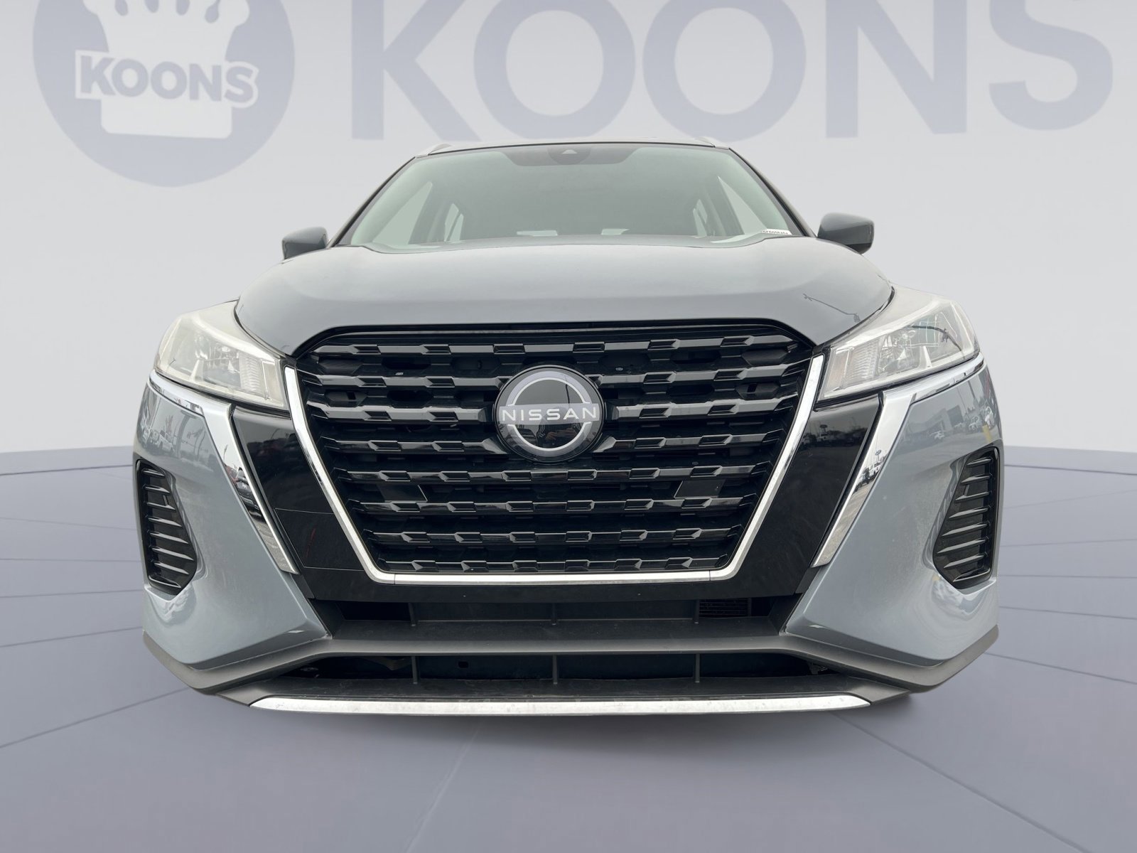 Used 2023 Nissan Kicks SV image 8