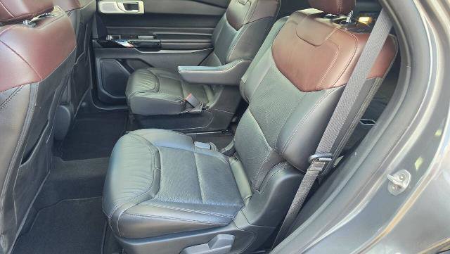 Certified 2023 Ford Explorer Platinum w/ Technology Package AWD/4WD image 12
