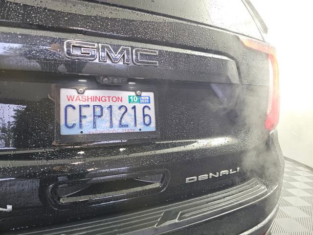 Used 2023 GMC Yukon XL Denali Ultimate AWD/4WD image 16