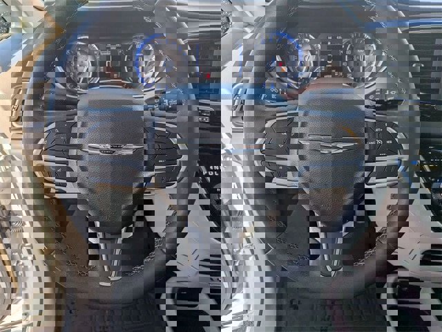 Used 2022 Chrysler Voyager LX image 18