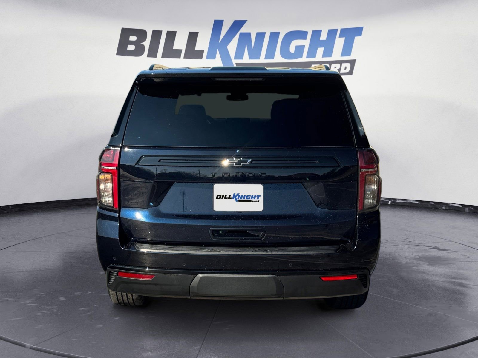 Used 2024 Chevrolet Tahoe Z71 w/ Luxury Package image 4