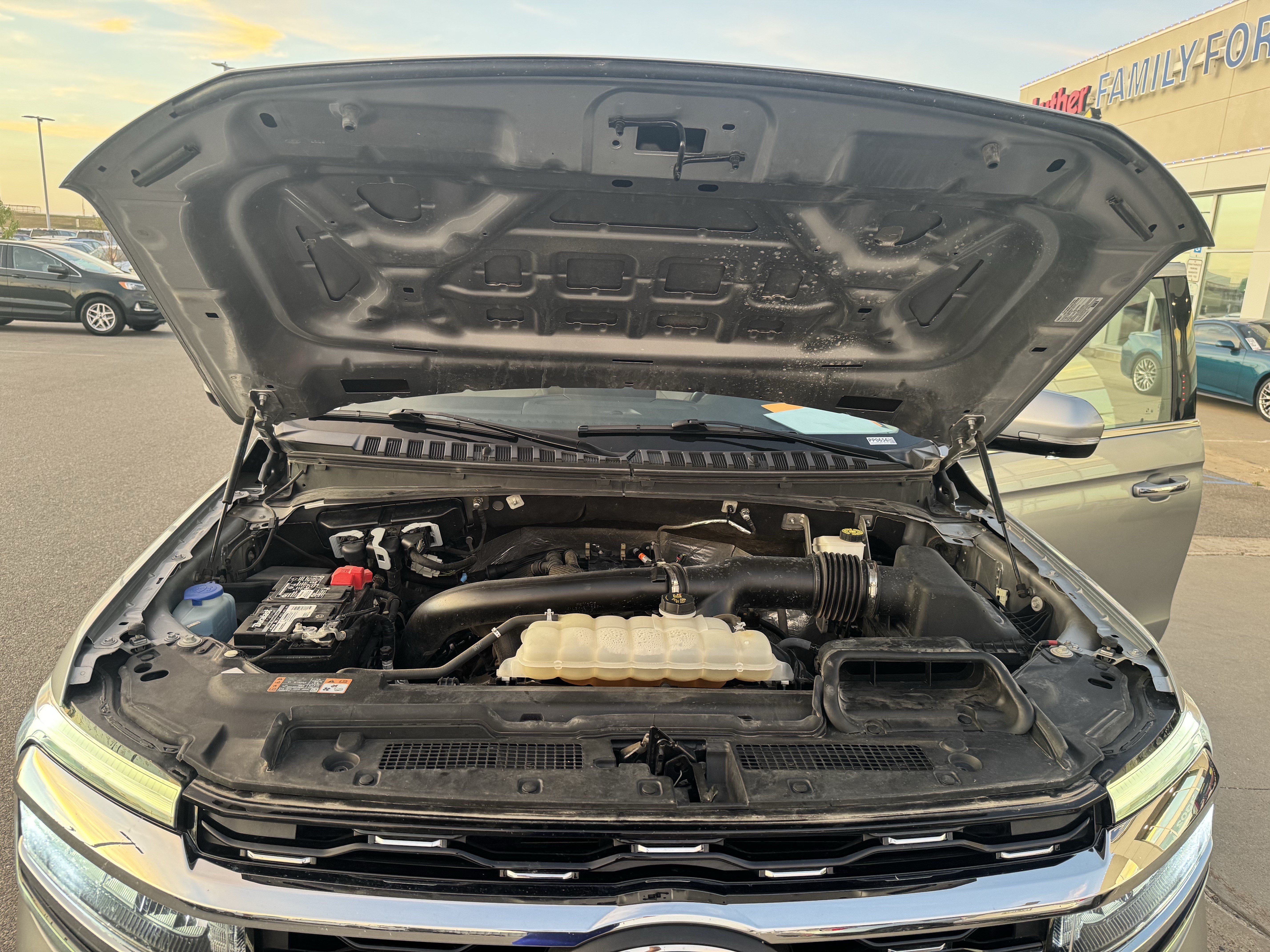 Certified 2024 Ford Expedition Limited AWD/4WD image 11