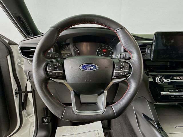 Certified 2023 Ford Explorer ST-Line w/ Class IV Trailer Tow Package image 11