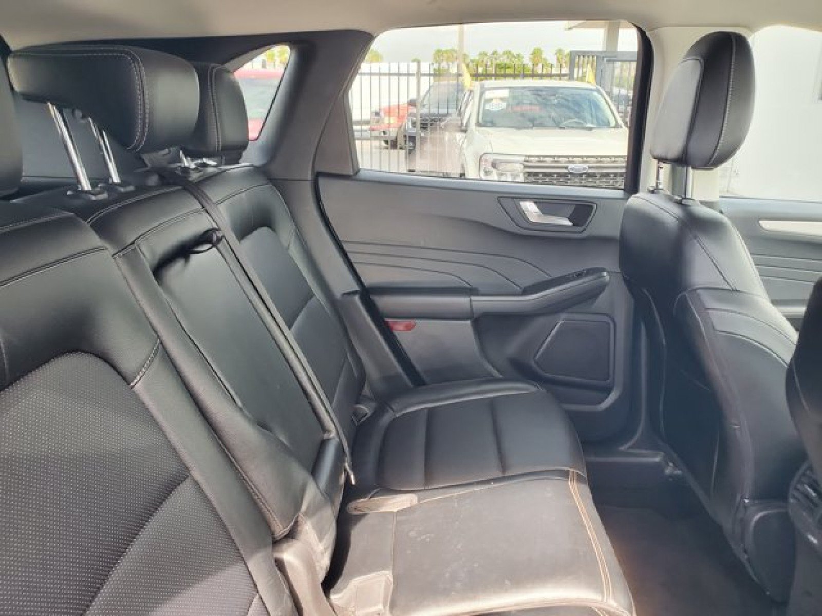 Certified 2022 Ford Escape SEL FWD image 31