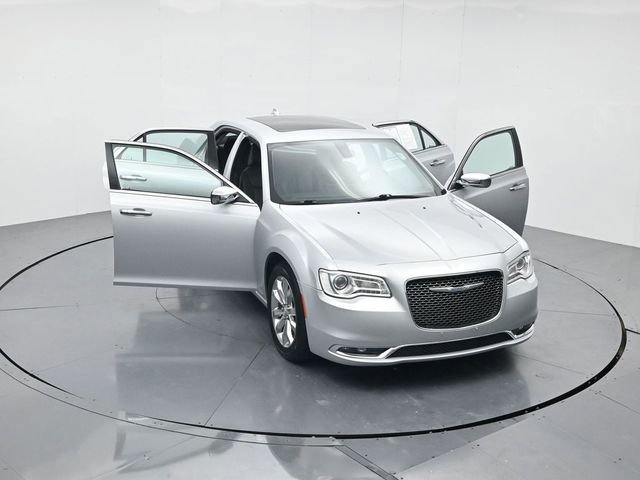 Used 2020 Chrysler 300 Limited image 47