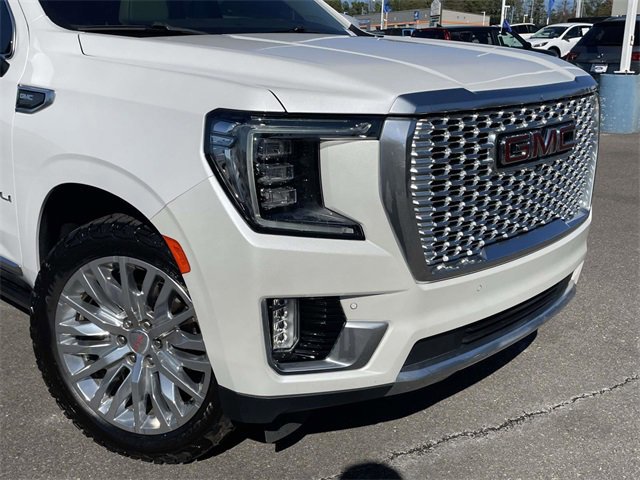 Used 2023 GMC Yukon Denali image 9