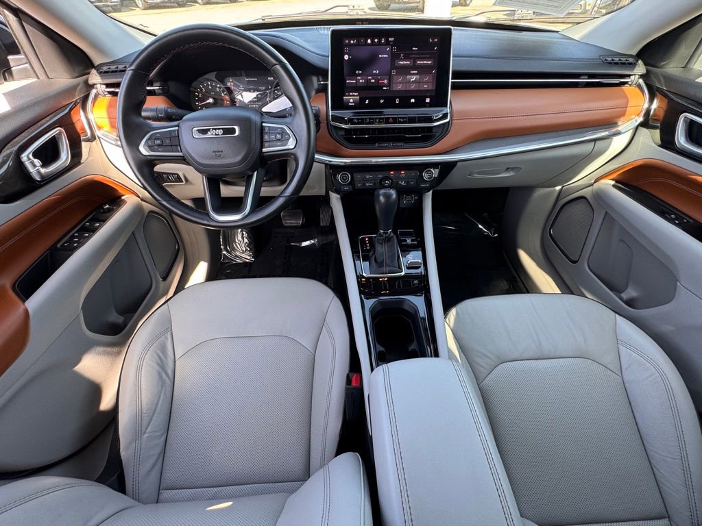 Used 2022 Jeep Compass Limited w/ Mopar Graphics Package image 27