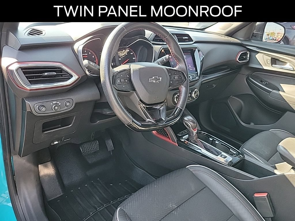 Used 2021 Chevrolet TrailBlazer RS w/ Sun and Liftgate Package AWD/4WD image 20