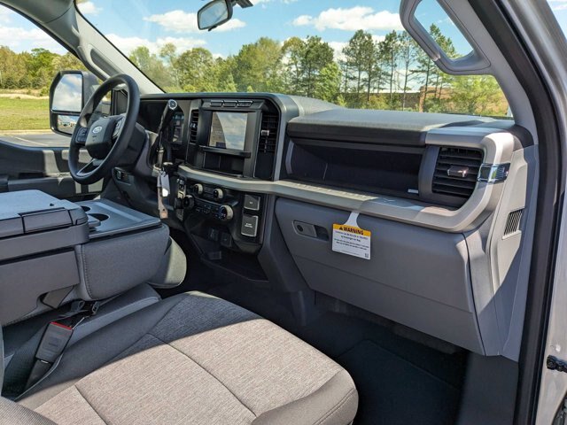Certified 2024 Ford F250 XL w/ STX Appearance Package AWD/4WD image 34