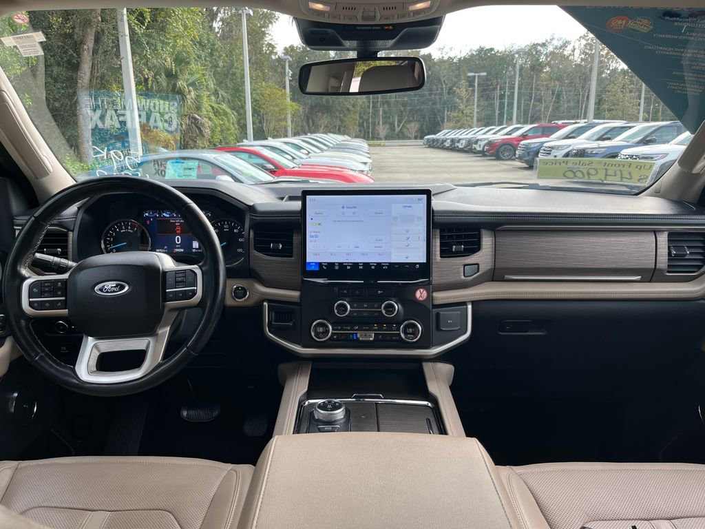 Certified 2024 Ford Expedition Limited image 7