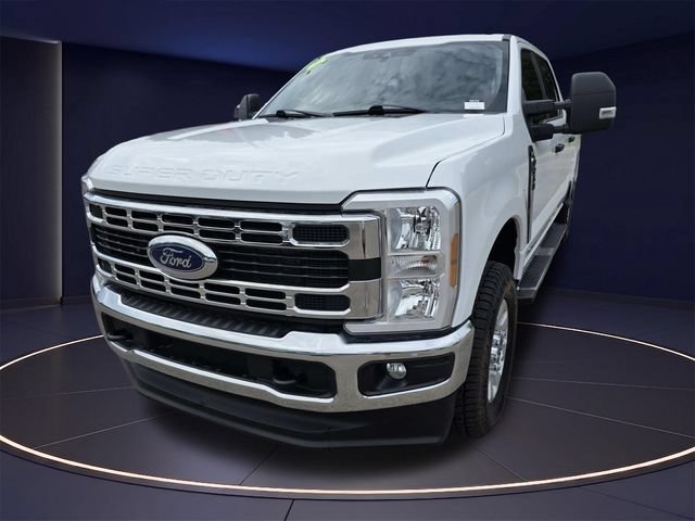 Certified 2024 Ford F250 XLT w/ FX4 Off-Road Package AWD/4WD image 9