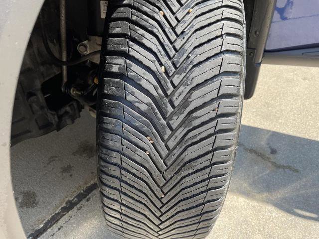 Used 2022 Nissan Rogue SV image 11