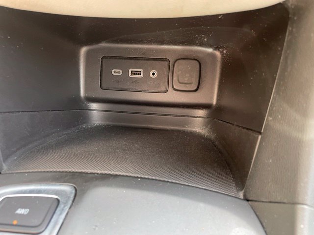 Used 2022 Chevrolet Equinox LT AWD/4WD image 24