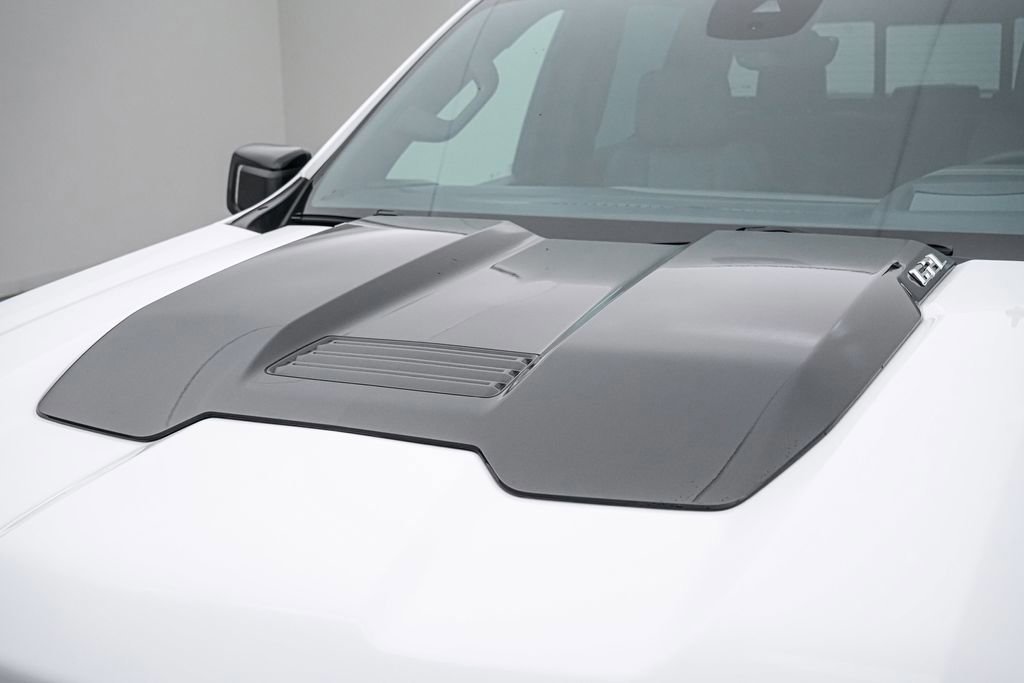 Used 2023 Chevrolet Silverado 1500 ZR2 w/ Technology Package image 12