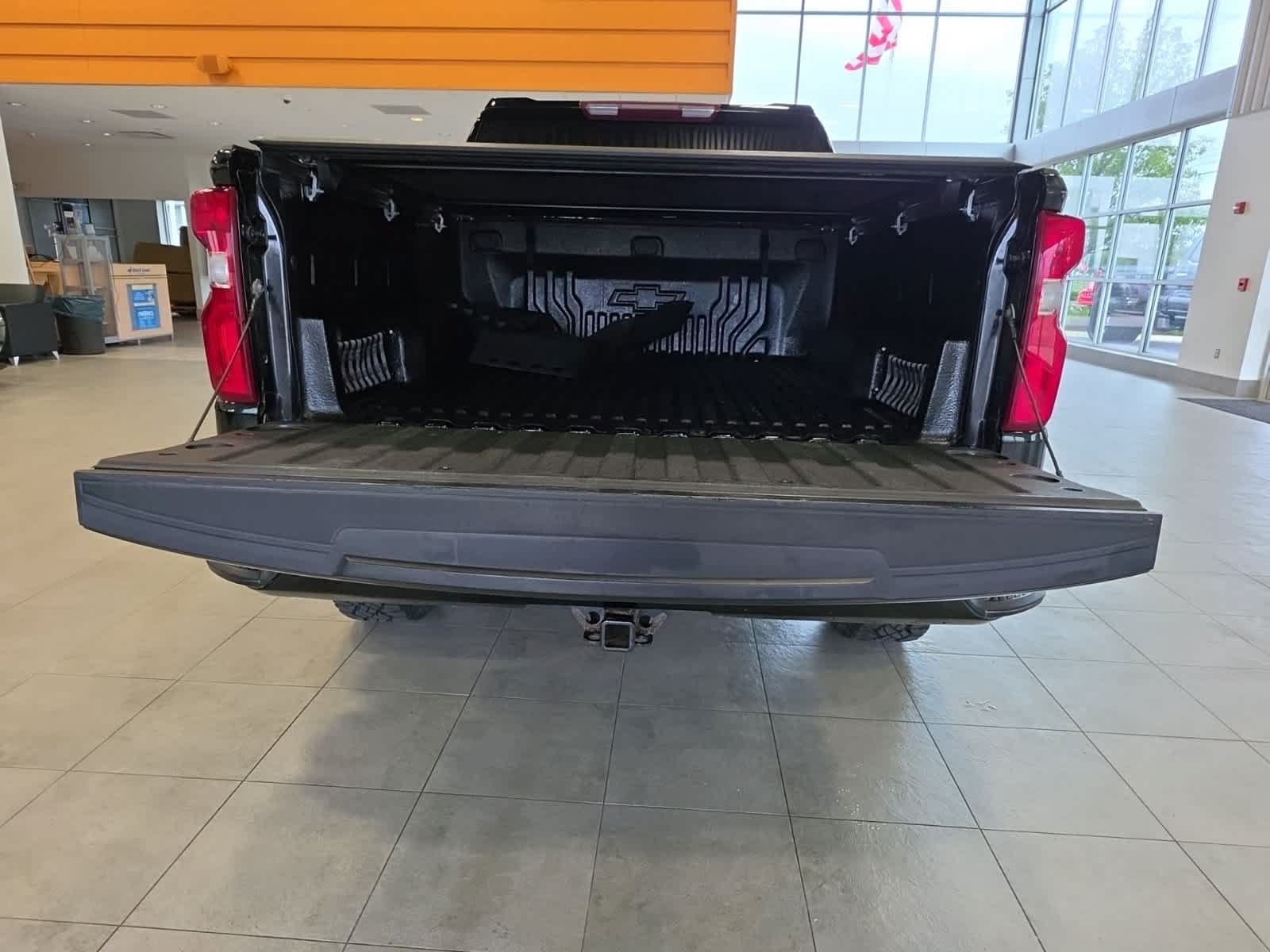Used 2022 Chevrolet Silverado 1500 LT Trail Boss AWD/4WD image 10
