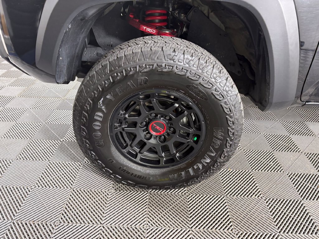 Used 2023 Toyota Tacoma TRD Pro AWD/4WD image 10