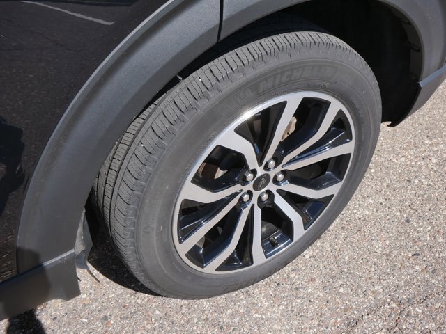Certified 2024 Ford Explorer ST-Line w/ Class IV Trailer Tow Package AWD/4WD image 8