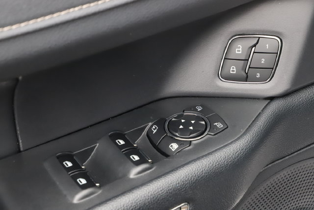 Certified 2024 Ford Expedition XLT AWD/4WD image 19