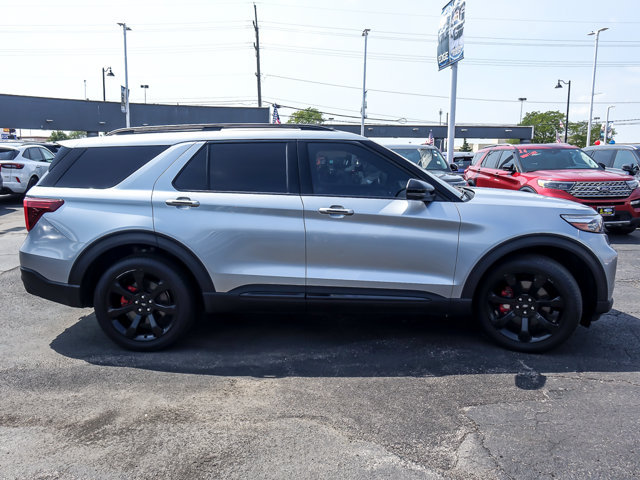 Certified 2022 Ford Explorer ST w/ Equipment Group 401A AWD/4WD image 9