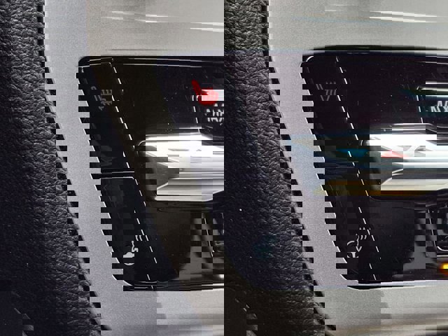 Certified 2023 Ford Explorer XLT w/ Equipment Group 202A image 5