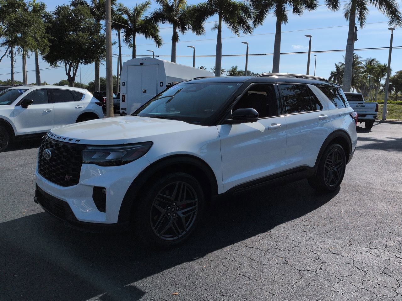 Certified 2025 Ford Explorer ST w/ Sun And Sound Package image 8