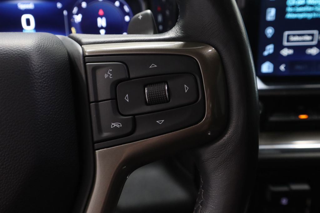 Used 2022 Chevrolet Silverado 1500 High Country w/ High Country Premium Package AWD/4WD image 30