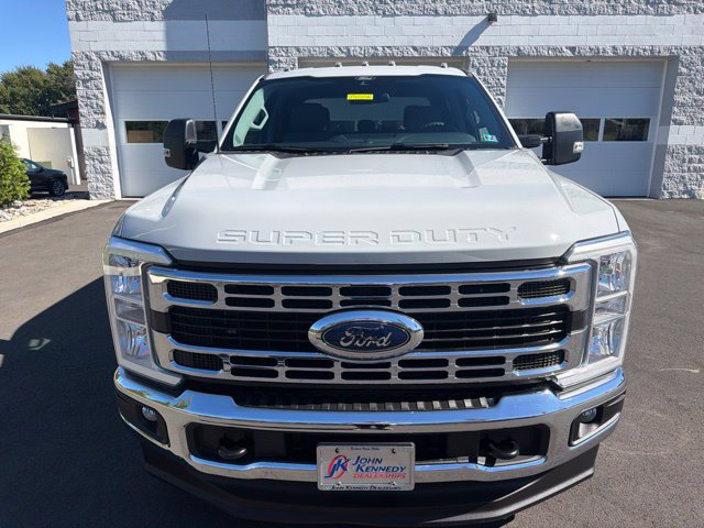 Certified 2026 Ford F350 XLT w/ Snow Plow Prep Package AWD/4WD image 9