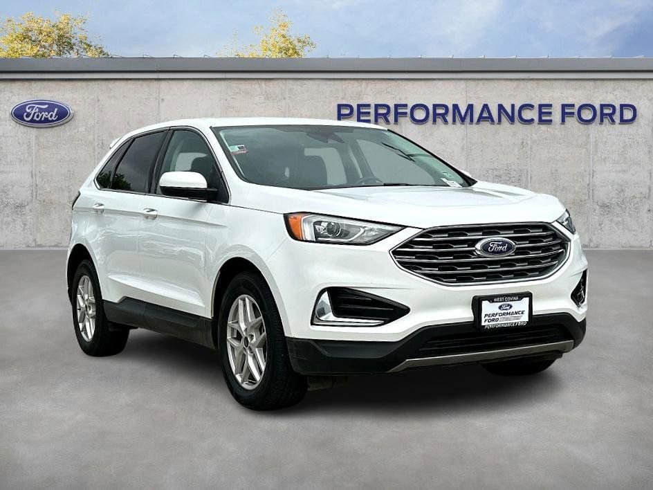 Certified 2022 Ford Edge SEL image 4