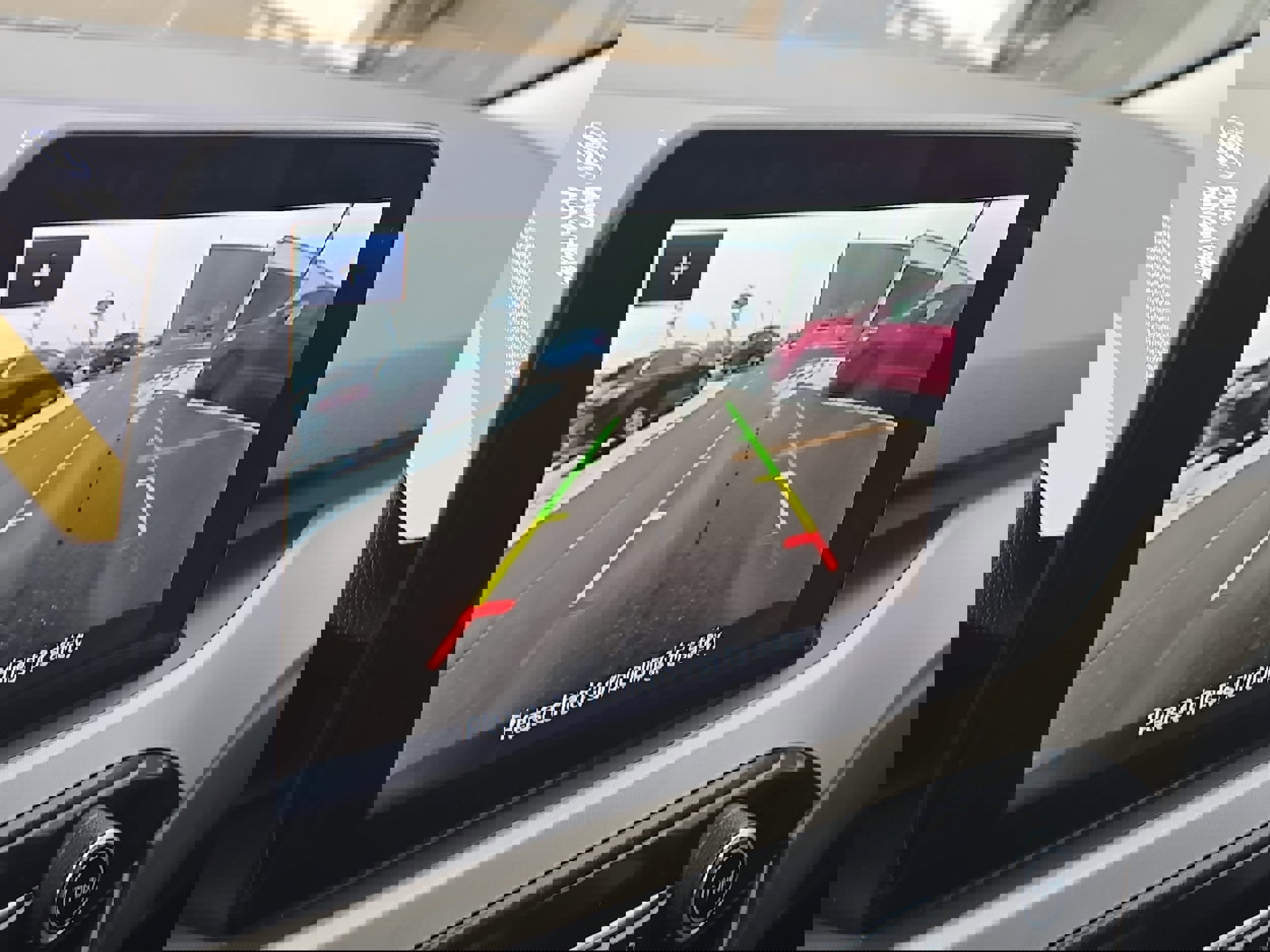 Certified 2022 Ford Escape SE w/ SE Sport Appearance Package image 32