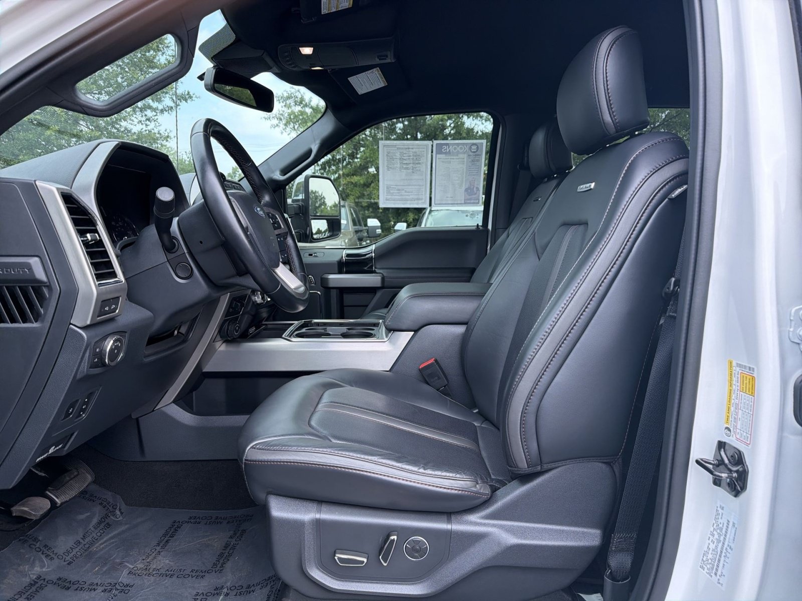 Certified 2022 Ford F450 Platinum w/ FX4 Off-Road Package AWD/4WD image 26