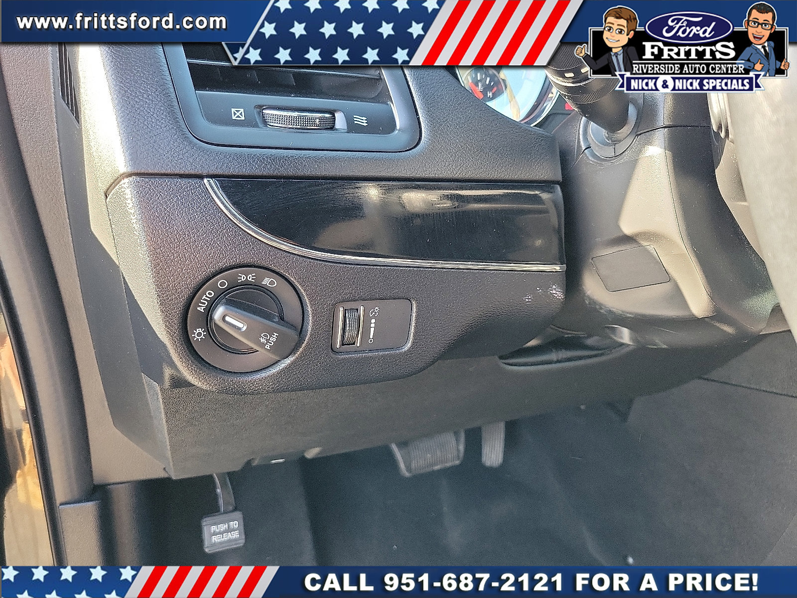Used 2018 Dodge Grand Caravan SE image 11