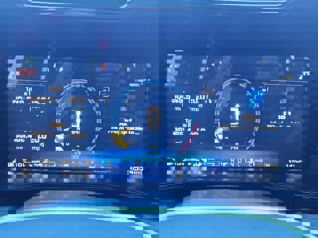 Used 2024 Chevrolet Colorado ZR2 w/ Technology Package image 17