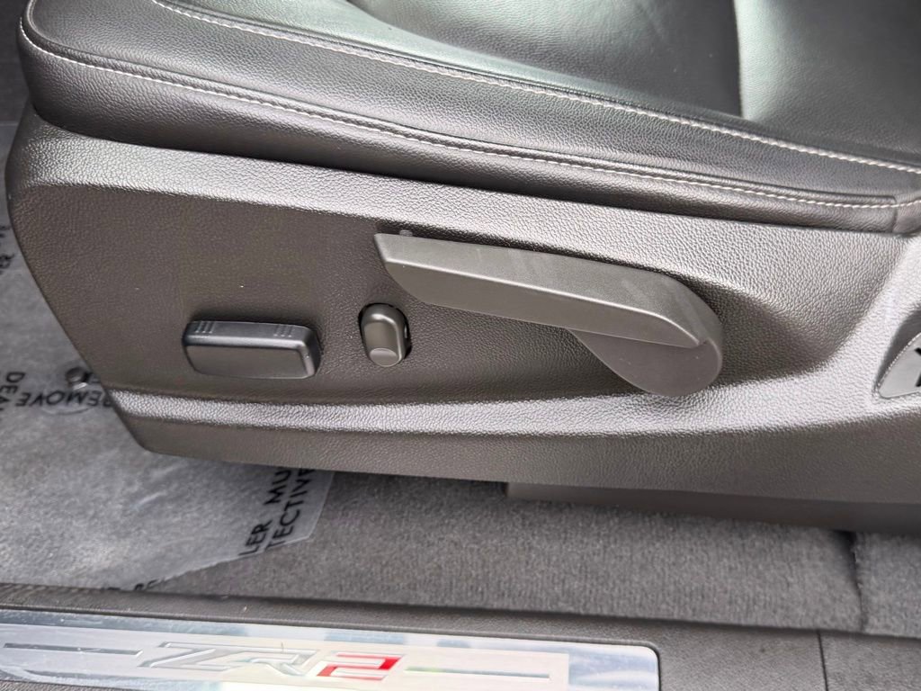 Used 2022 Chevrolet Colorado ZR2 image 17