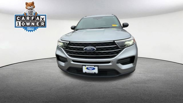 Certified 2022 Ford Explorer XLT image 3